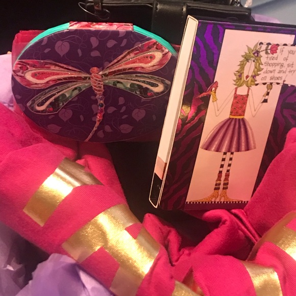 Women’s 11Pcs Gift Basket -Any Occasion - Picture 7 of 16